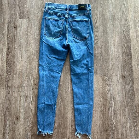 Express High Rise Cropped Skinny Jeans Medium Wash Size 6 Distressed Raw Hem - Picture 6 of 6
